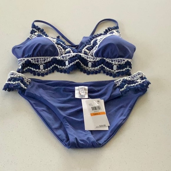BECCA 2pc Bikini DELILAH Halter Top & Bottom. NWT - Picture 6 of 11